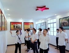 主題黨日1 (2) 主題黨日1 (2)