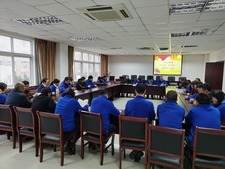 不忘初心，牢記使命總結(jié)會(huì)1